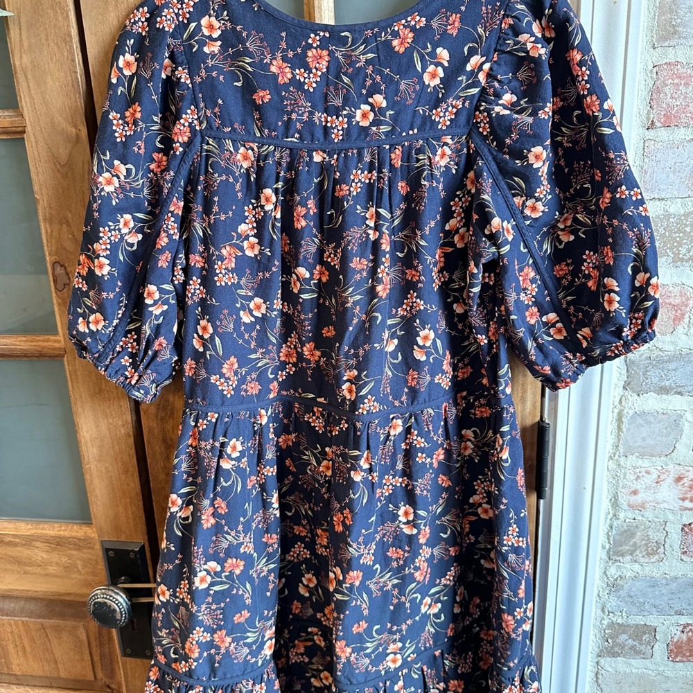 Old Navy Floral Babydoll Dress Women Size M Navy Blue Puff Sleeve V-Neck Tiered - Picture 11 of 11
